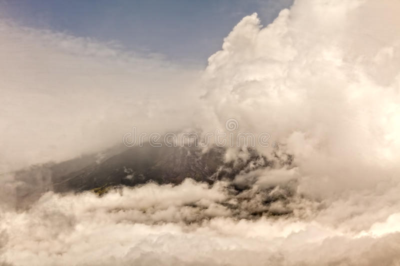 我校召开会议部署下半年教学工作:IM电竞官网(图3) IM电竞平台