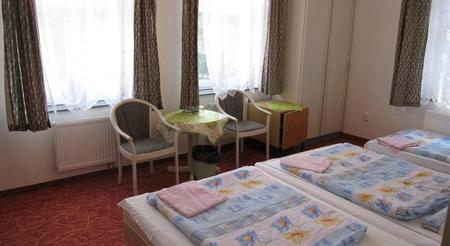 IM电竞官网:外卖涨价!平台上调抽成费用致餐厅线上线下两套价格体系(图1) IM电竞平台