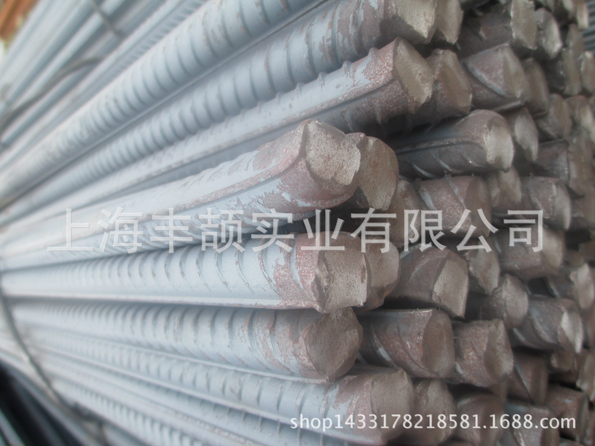 IM电竞_南方学院新生开学典礼在淮安校区举行(图3) IM电竞平台