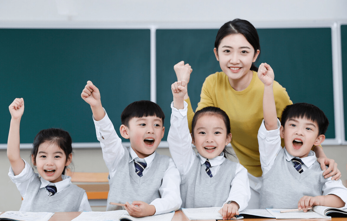 很多地方的教师人工成长是到位的 人工收入不低于公务员 但成功收入差‘IM电竞官网’(图5)